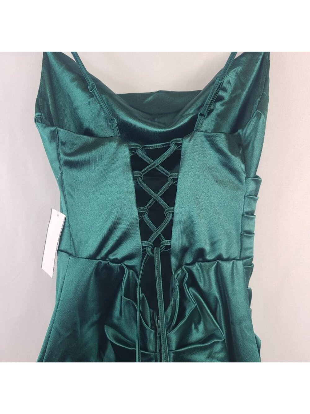 NEW B Darlin Green Satin Ruched Maxi Dress Spaghetti Straps Lace-Up Back Sz 5/6 - Picture 9 of 11